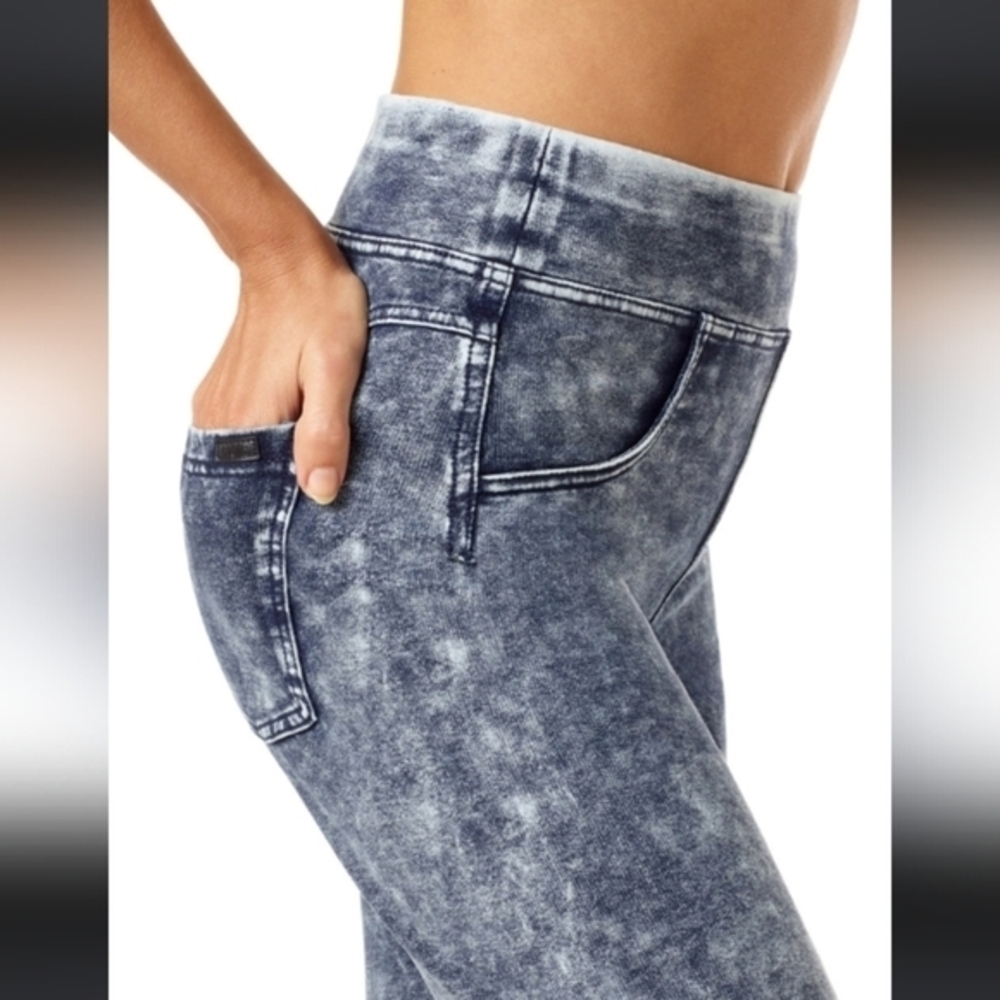 New HUE bike/bermuda shorts,high waisted,Wide waistband,indigo cloud,si…